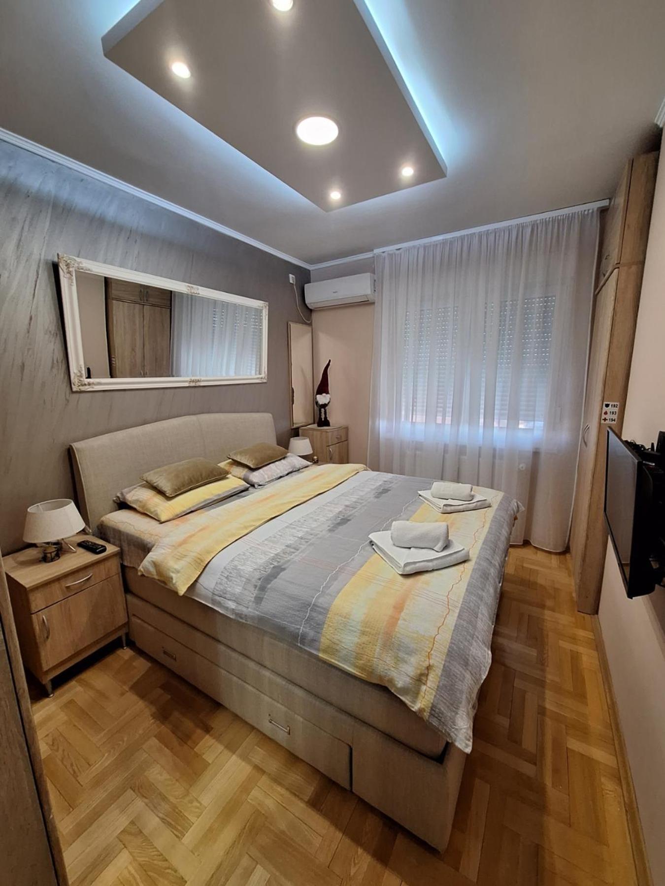 Lux Apartment Sanja 1 Subotica Exterior photo